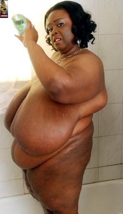 Most fattest black women nude..